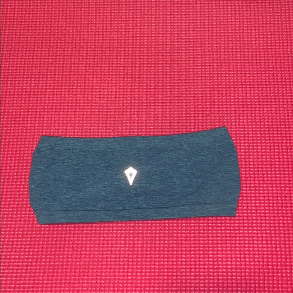 Turquoise thick ivivva headband